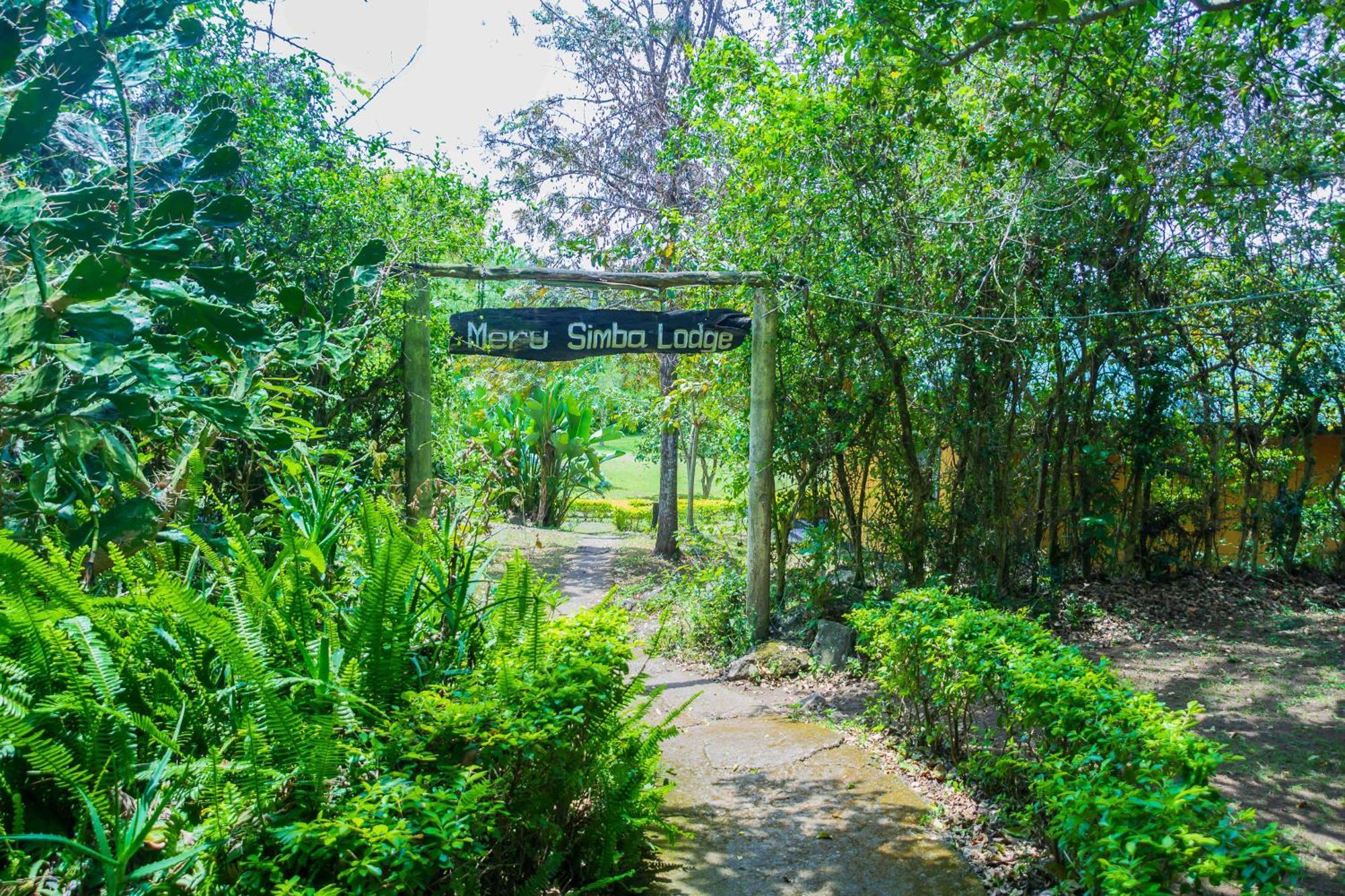 Meru Mbega Lodge Usa River Екстериор снимка