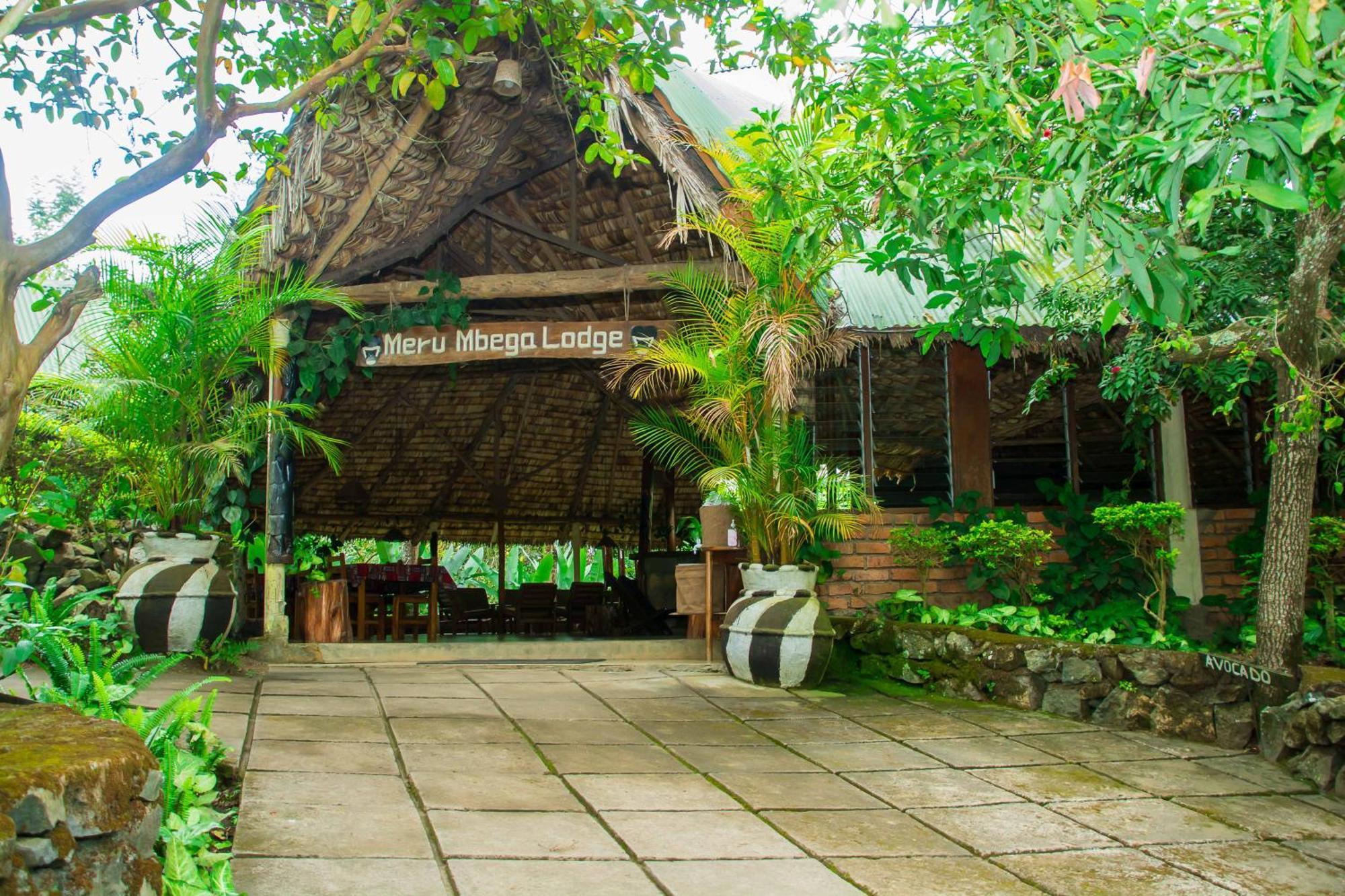 Meru Mbega Lodge Usa River Екстериор снимка