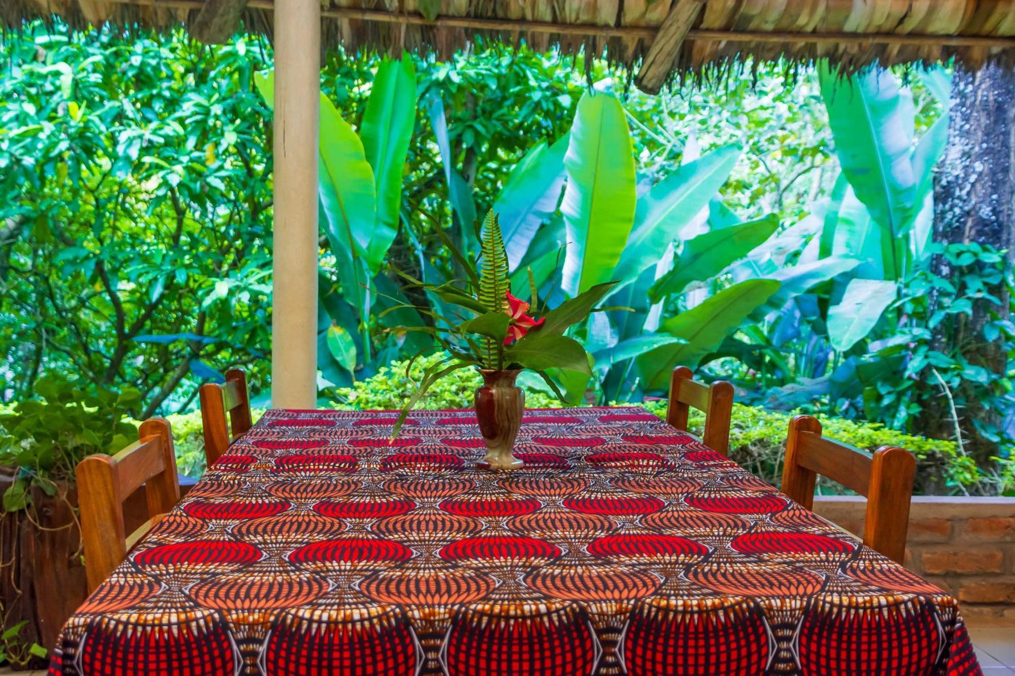 Meru Mbega Lodge Usa River Екстериор снимка