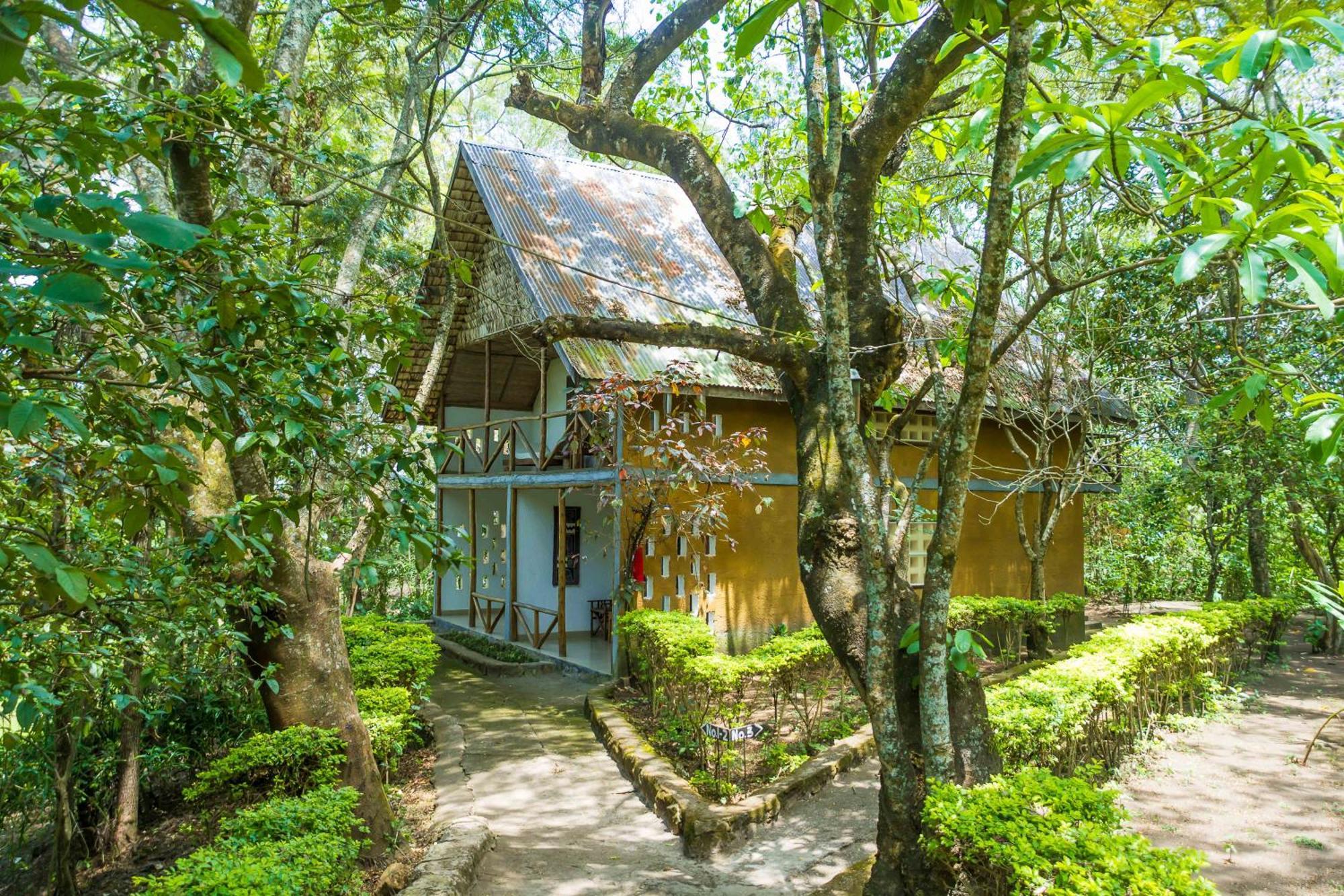 Meru Mbega Lodge Usa River Екстериор снимка