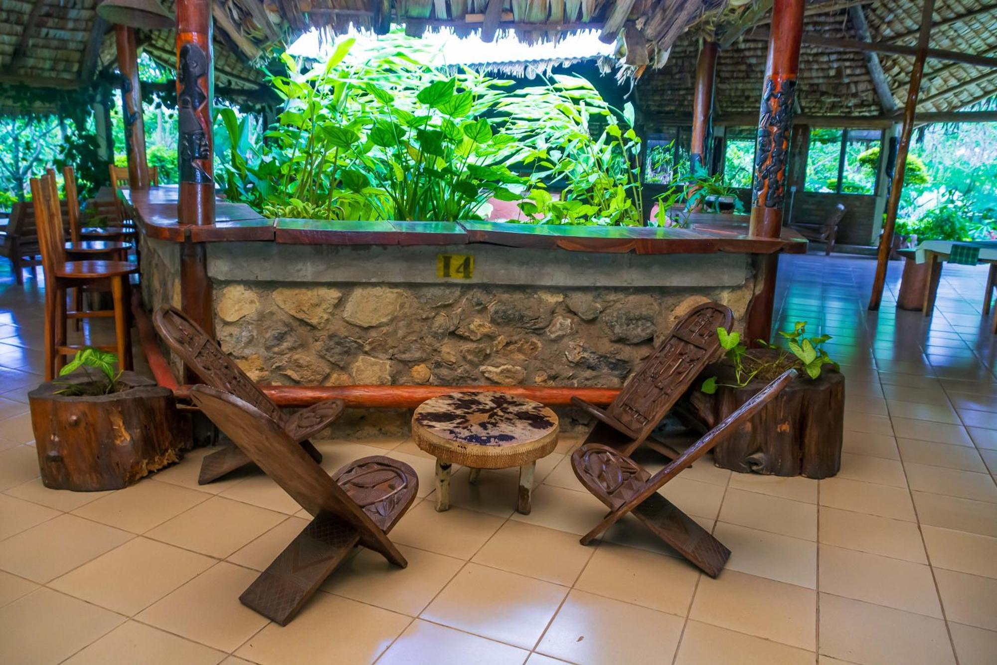 Meru Mbega Lodge Usa River Екстериор снимка
